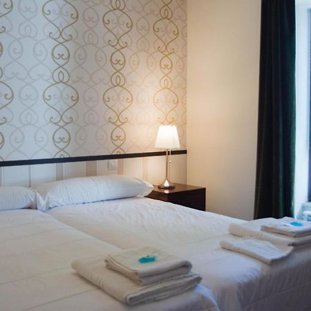 Casa Del Cura Otel Las Navas del Marqués Dış mekan fotoğraf
