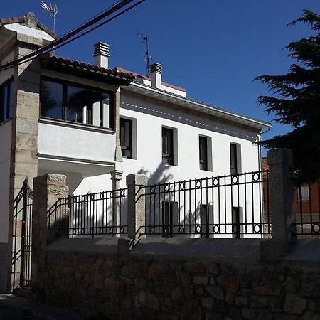 Casa Del Cura Otel Las Navas del Marqués Dış mekan fotoğraf